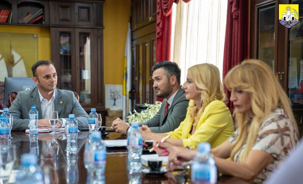 Kryetari i komunës Aleksandër Daboviq u takua me Drejtorin e Drejtorisë për Punët e Inspeksionit të Malit të Zi Ilir Harasanin dhe bashkëpunëtorët e tij.