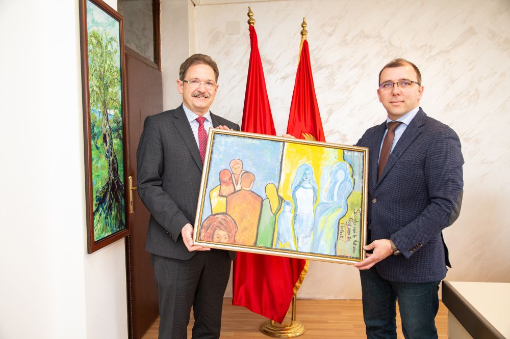 Predsjednik skupštine Mavriq sastao se s njemačkim ambasadorom Peter Feltenom
