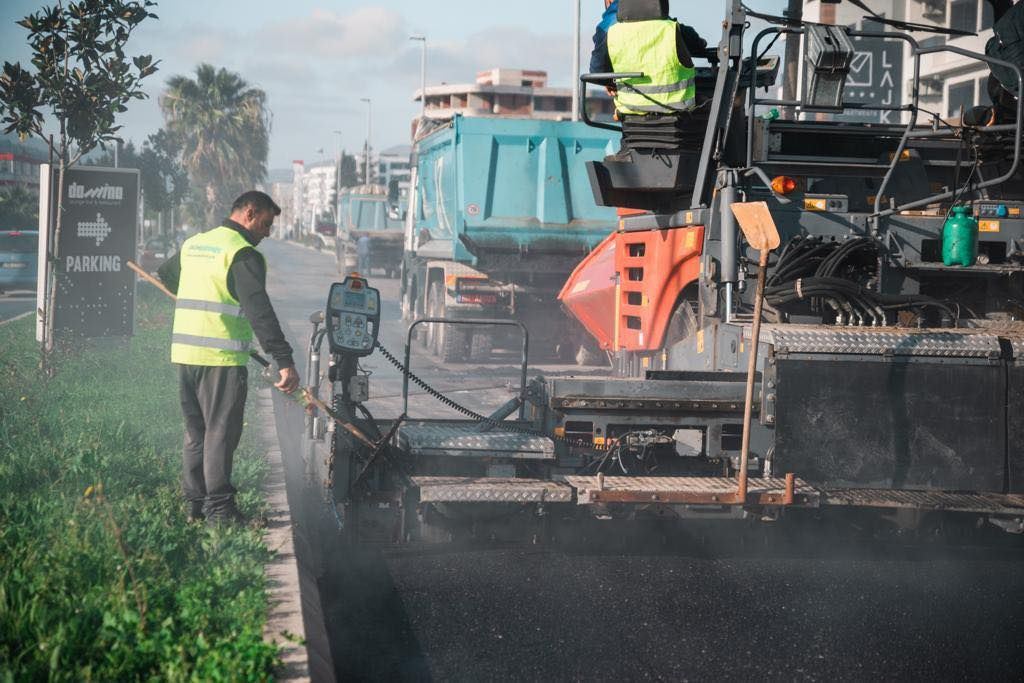 Potpisan ugovor vrijedan 300 hiljada eura za asfaltiranje lokalne infrastrukture